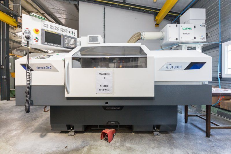 Rectifieuse cylindrique Studer